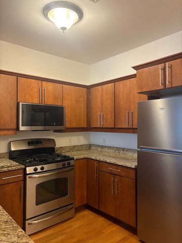35 Commonwealthh 110, Newton, MA 02467