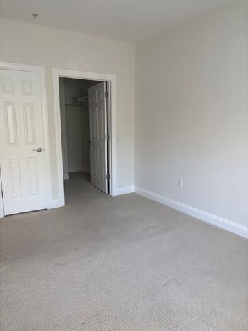35 Commonwealthh 110, Newton, MA 02467