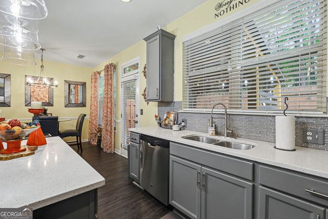 5563 Radford Loop, Fairburn, GA 30213