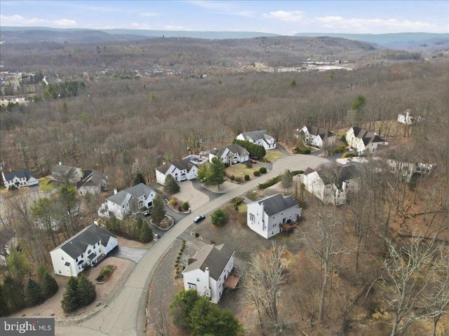 706 FRANKLIN CT, East Stroudsburg, PA 18302