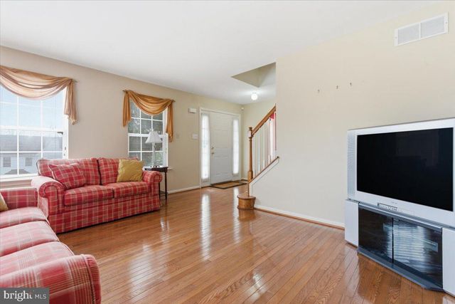 706 FRANKLIN CT, East Stroudsburg, PA 18302