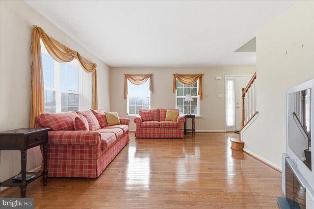 706 FRANKLIN CT, East Stroudsburg, PA 18302