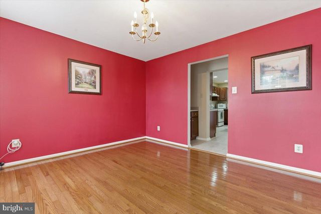 706 FRANKLIN CT, East Stroudsburg, PA 18302