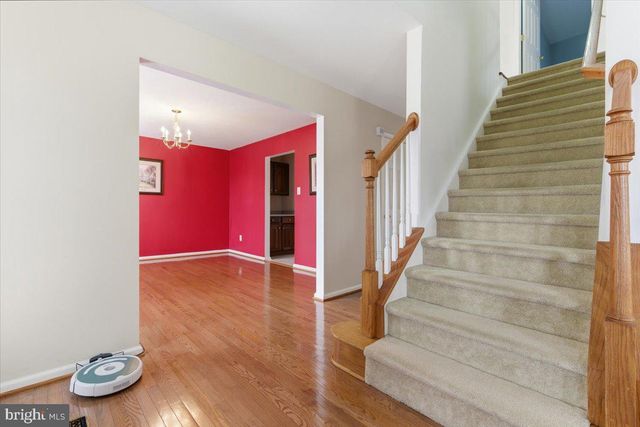 706 FRANKLIN CT, East Stroudsburg, PA 18302