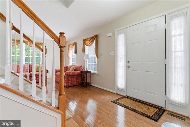 706 FRANKLIN CT, East Stroudsburg, PA 18302