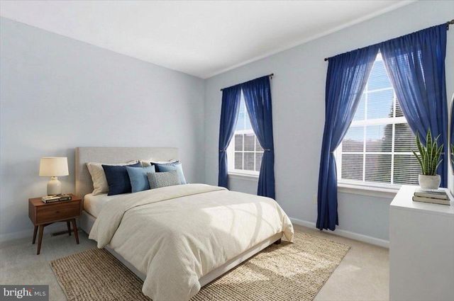 706 FRANKLIN CT, East Stroudsburg, PA 18302