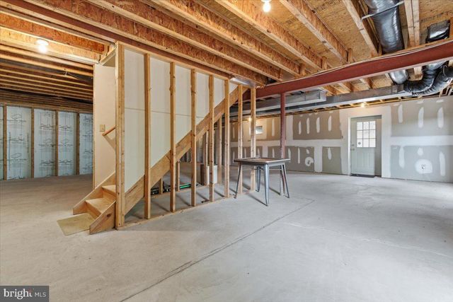 706 FRANKLIN CT, East Stroudsburg, PA 18302