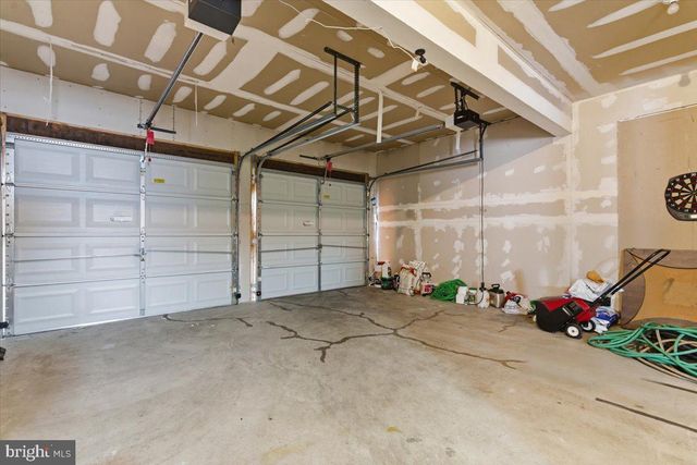 706 FRANKLIN CT, East Stroudsburg, PA 18302