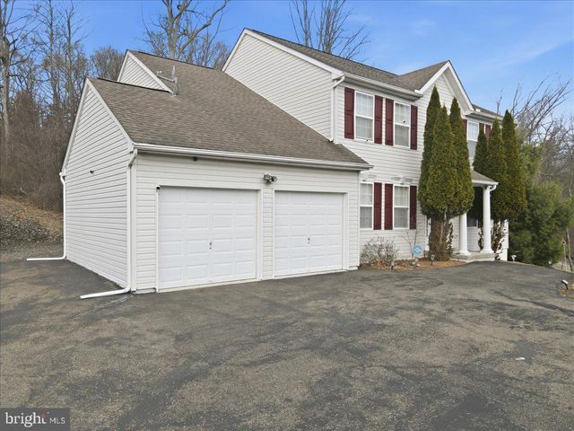 706 FRANKLIN CT, East Stroudsburg, PA 18302