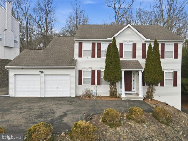 706 FRANKLIN CT, East Stroudsburg, PA 18302