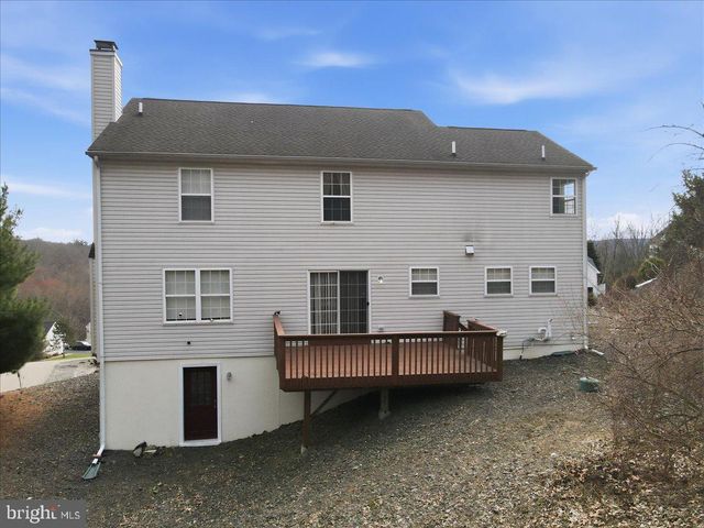 706 FRANKLIN CT, East Stroudsburg, PA 18302