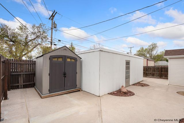 2219 E 17TH ST, Cheyenne, WY 82001