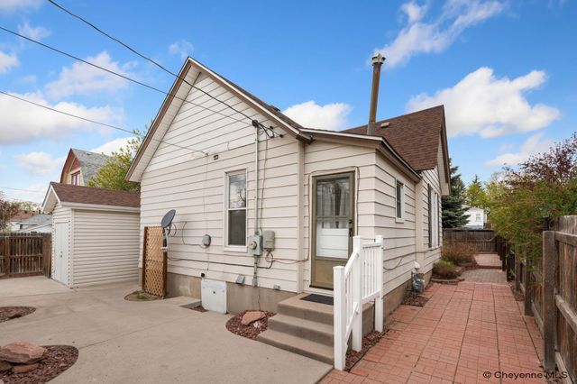 2219 E 17TH ST, Cheyenne, WY 82001