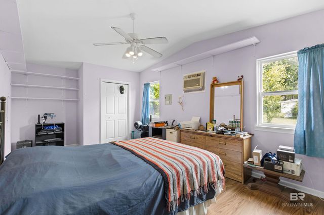 300 W Pedigo Avenue, Foley, AL 36535