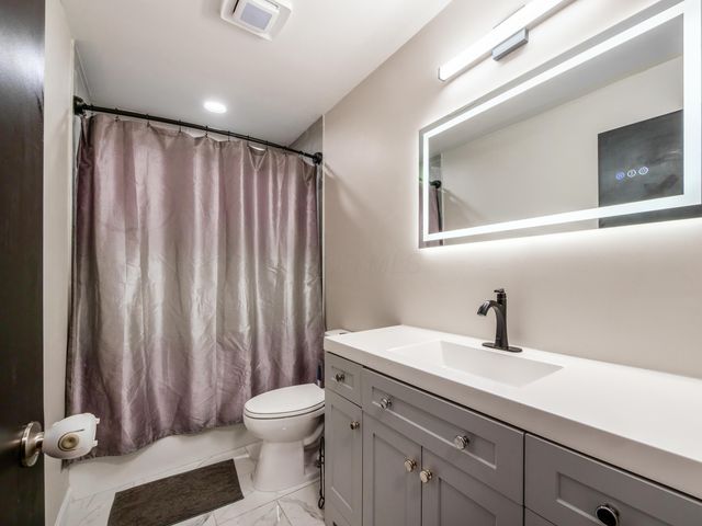 2347 W Audrey Drive, Newark, OH 43055