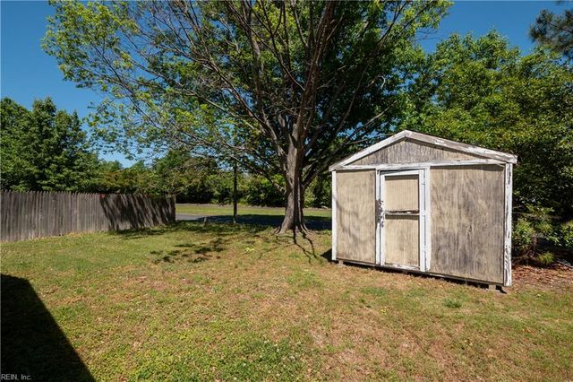 3851 Sugar Creek CIR, Portsmouth, VA 23703