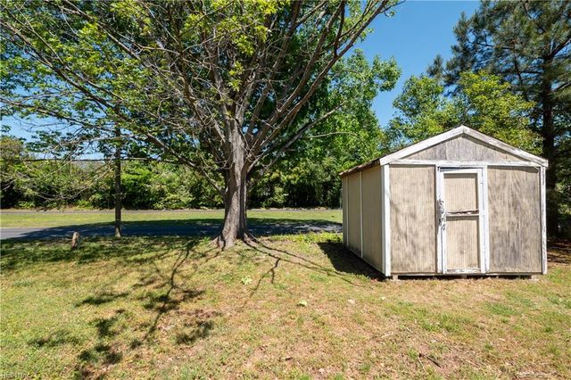 3851 Sugar Creek CIR, Portsmouth, VA 23703