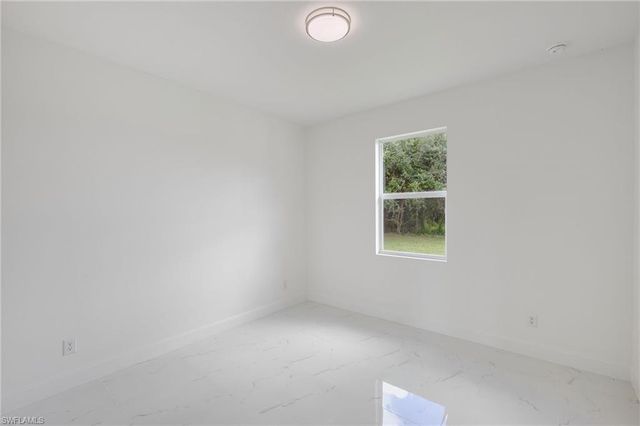 2713 23rd ST W, Lehigh Acres, FL 33971