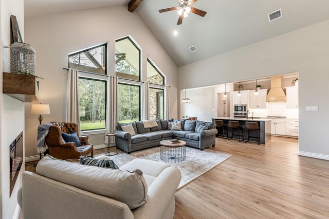 111 Eagle Run, New Waverly, TX 77358