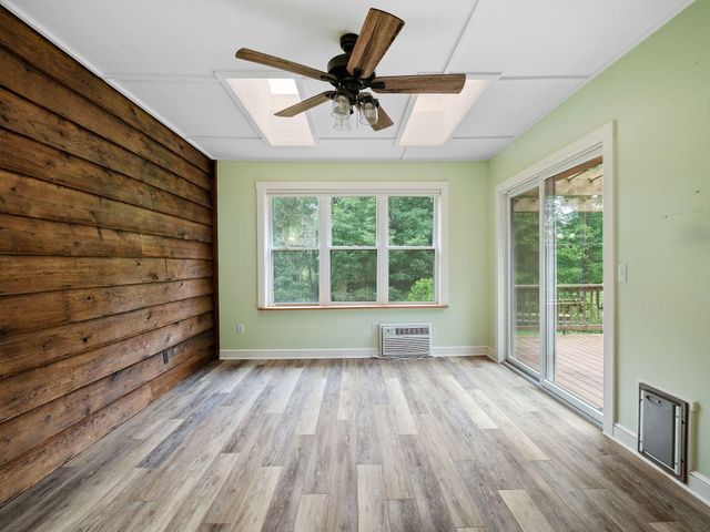 2524 Hopkins RD, Rocky Mount, VA 24151