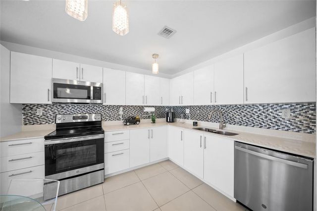 14474 SW 259th Street, Homestead, FL 33032