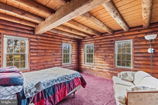 181 GOOSEVILLE RD, New Oxford, PA 17350