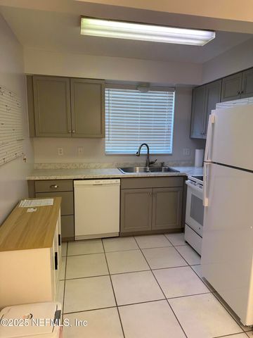 5201 ATLANTIC Boulevard 127, Jacksonville, FL 32207