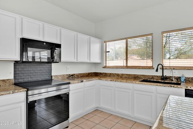 10548 E BRAMBLE Avenue, Mesa, AZ 85208