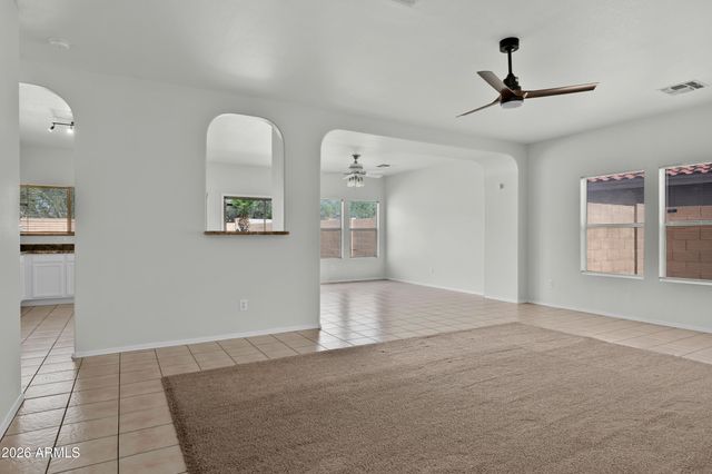 10548 E BRAMBLE Avenue, Mesa, AZ 85208