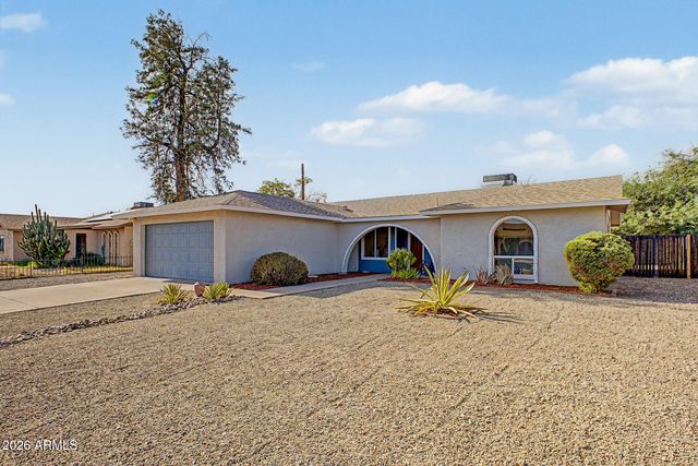 4854 W CINNABAR Avenue, Glendale, AZ 85302