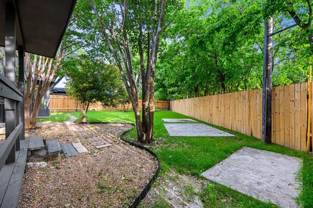 2105 Brunswick DR, Austin, TX 78723