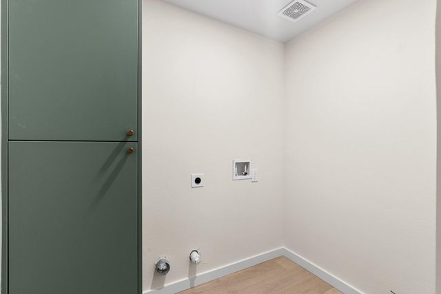 2105 Brunswick DR, Austin, TX 78723