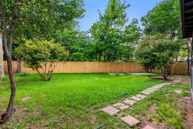 2105 Brunswick DR, Austin, TX 78723