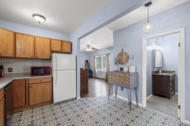 517 W Commerce Street, Milford Vlg, MI 48381