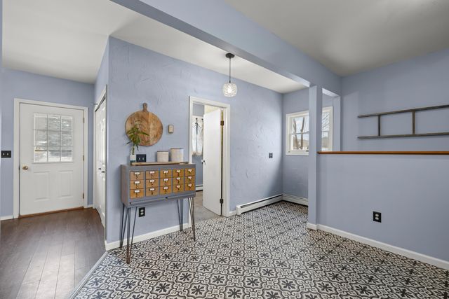 517 W Commerce Street, Milford Vlg, MI 48381