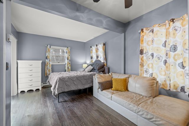 517 W Commerce Street, Milford Vlg, MI 48381