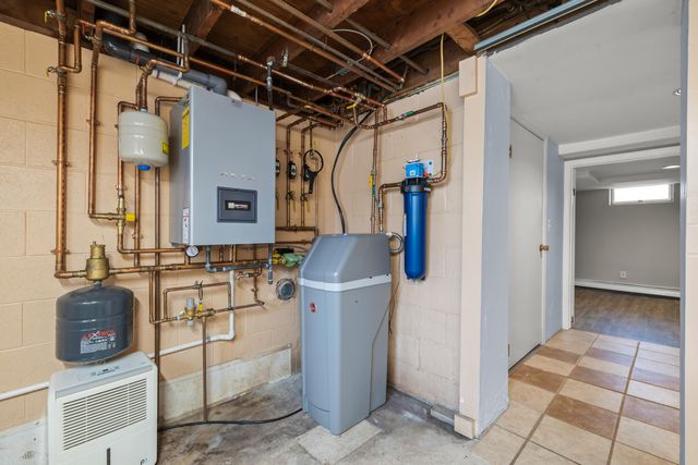 517 W Commerce Street, Milford Vlg, MI 48381