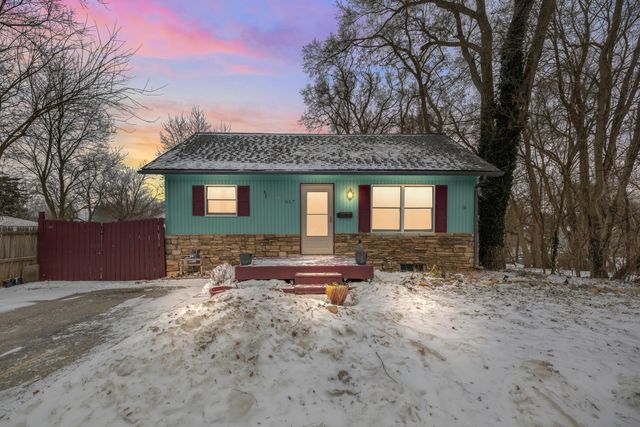 517 W Commerce Street, Milford Vlg, MI 48381