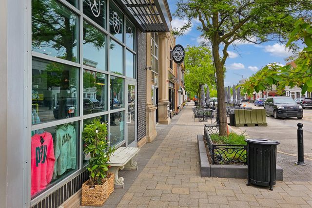 517 W Commerce Street, Milford Vlg, MI 48381