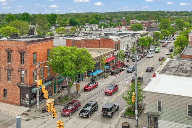 517 W Commerce Street, Milford Vlg, MI 48381