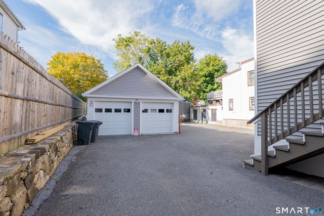 9-UNIT1 Hoyt Street, Danbury, CT 06810