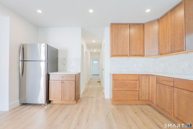 9-UNIT1 Hoyt Street, Danbury, CT 06810
