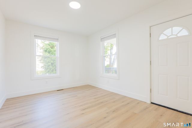 9-UNIT1 Hoyt Street, Danbury, CT 06810