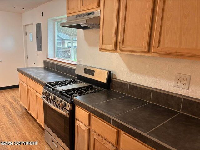7732 E 4th Avenue, Anchorage, AK 99504