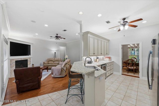 103 Stonebridge Lane, Clinton, MS 39056