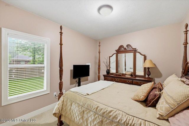 103 Stonebridge Lane, Clinton, MS 39056