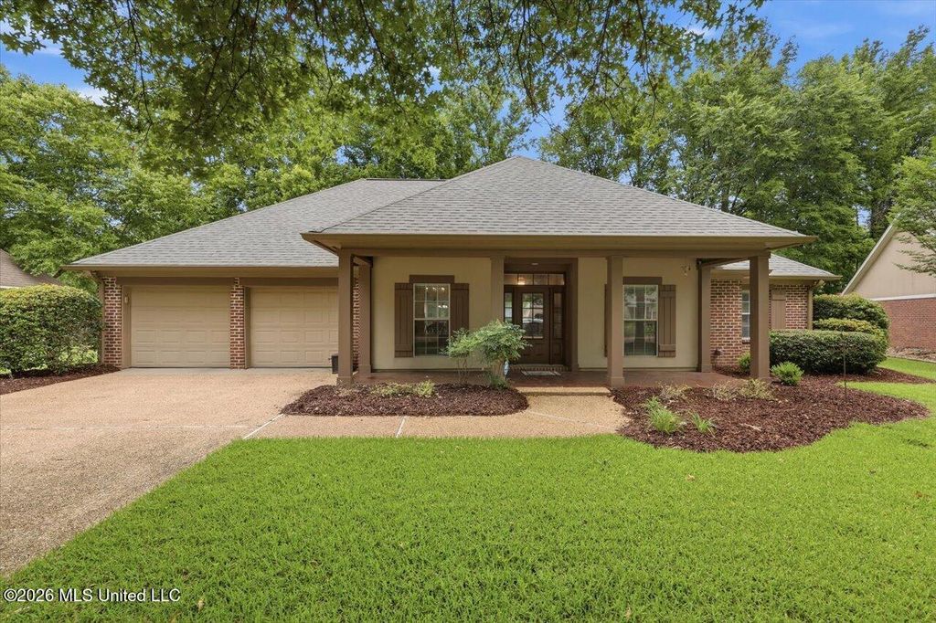 103 Stonebridge Lane, Clinton, MS 39056