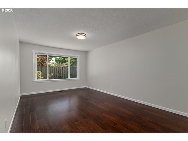 16800 Nw COBURG Ln, Beaverton, OR 97006