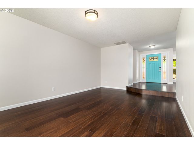 16800 Nw COBURG Ln, Beaverton, OR 97006