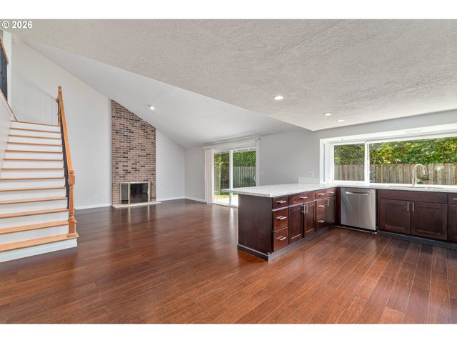 16800 Nw COBURG Ln, Beaverton, OR 97006